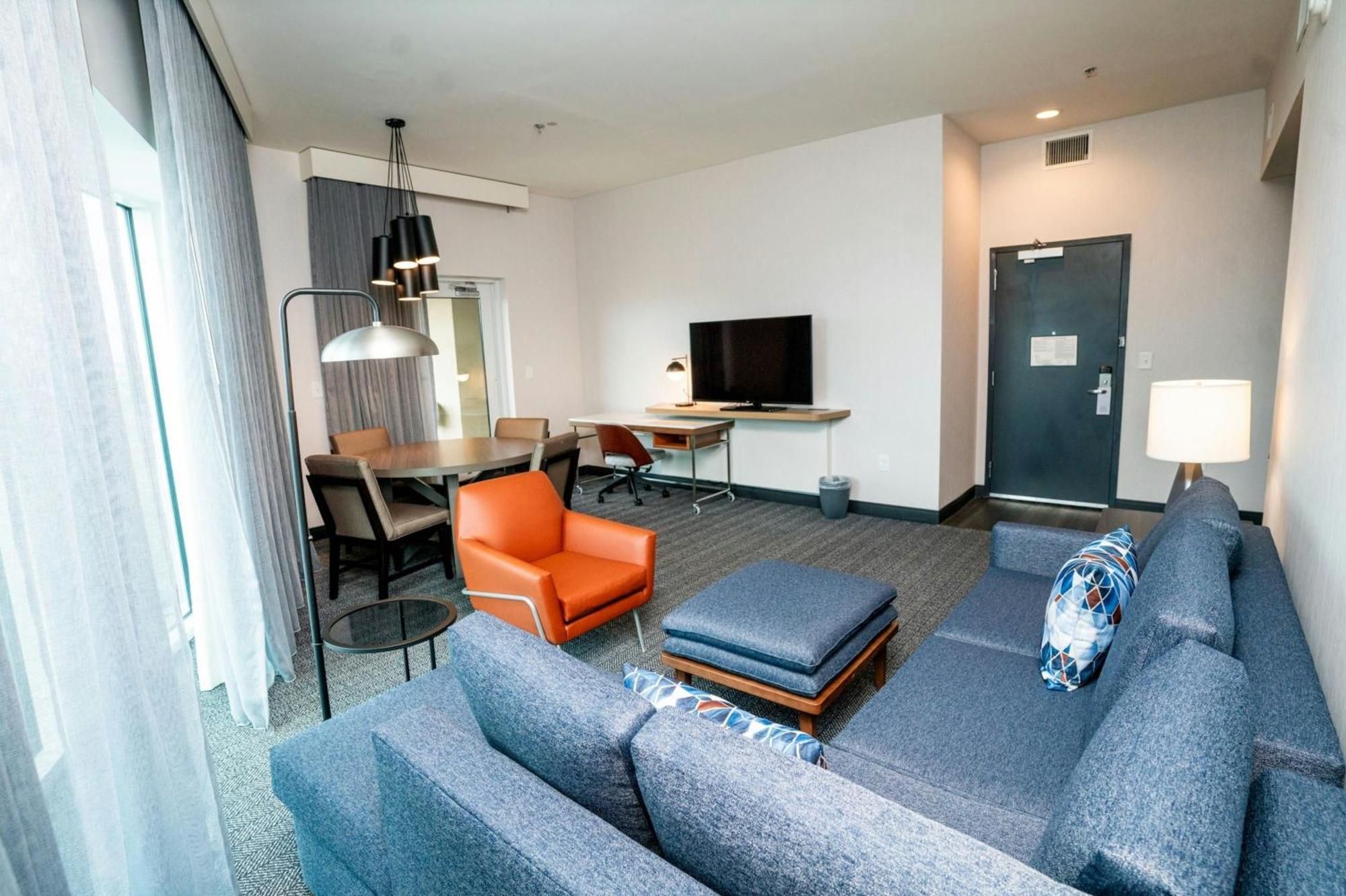 Hotel Courtyard By Marriott Atlanta Dunwoody Esterno foto